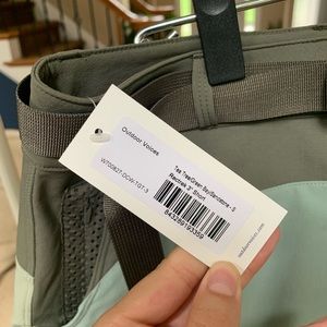 NWT OUTDOOR VOICES RECKTREK 3” SHORTS